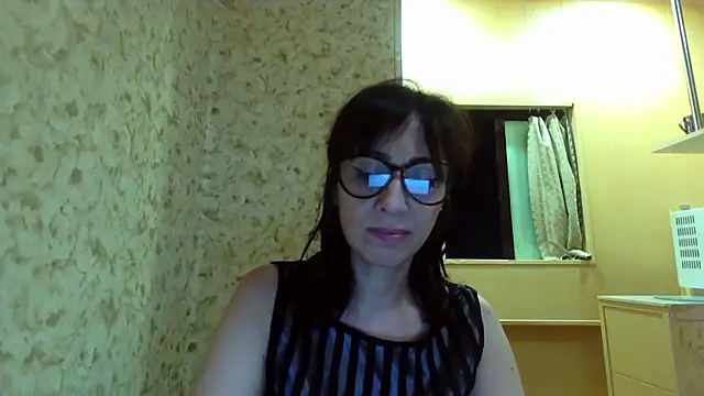Snapshot of Barbie_Rococo chatting on August 4, 2026, 6:54 pm Barbie Rococo online show from August 4, 2026, 6:54 pm
