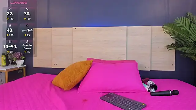 Em1ly jones online show from March 19, 2026, 11:25 am