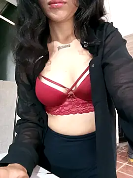 Petite Artemis online show from March 13, 2026, 2:45 pm