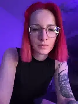 MilaNoire online show from March 6, 2026, 5:15 am