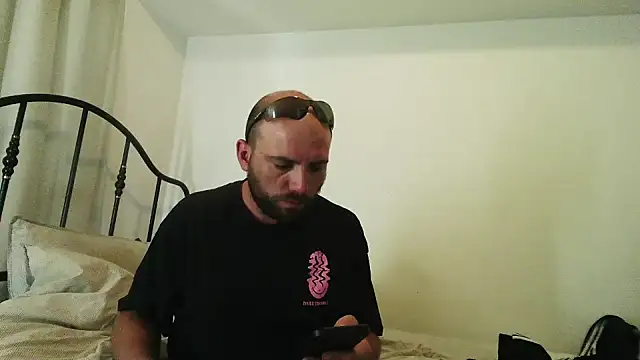 Snapshot of experiencelove chatting on August 5, 2026, 9:28 pm experiencelove online show from August 5, 2026, 9:28 pm