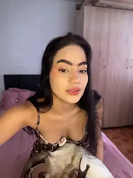 Snapshot of Ariel_blake chatting on July 31, 2026, 7:57 pm Ariel blake online show from July 31, 2026, 7:57 pm