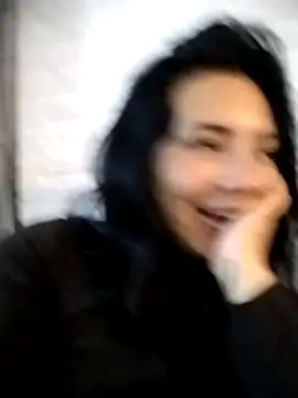 Marianaxc online show from April 15, 2026, 1:45 am