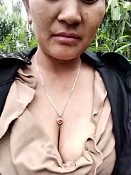 Snapshot of mylove-cute chatting on April 26, 2026, 2:31 am mylove-cute online show from April 26, 2026, 2:31 am