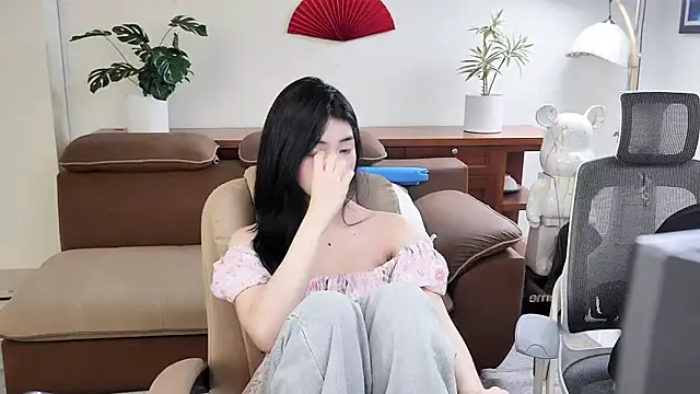 Cobe cube online show from March 7, 2026, 4:31 am