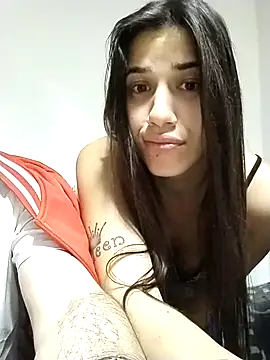 couplebellamora1 online show from March 6, 2026, 10:28 pm