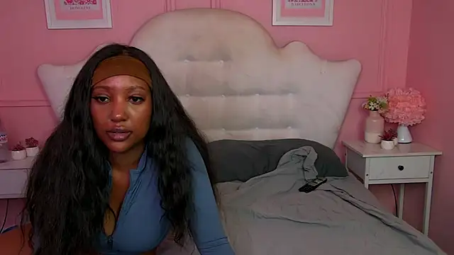 NyaraBuenoBabestationx online show from July 6, 2026, 8:11 pm