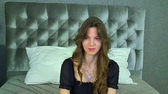 AmaliaLima online show from June 30, 2026, 4:24 am