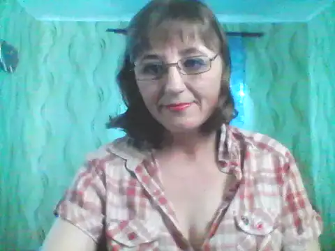 Snapshot of Alisaprice077 chatting on May 3, 2026, 2:12 pm Alisaprice077 online show from May 3, 2026, 2:12 pm