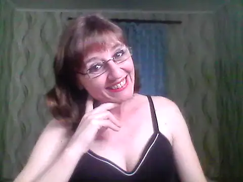 Snapshot of Alisaprice077 chatting on May 20, 2026, 3:07 pm Alisaprice077 online show from May 20, 2026, 3:07 pm