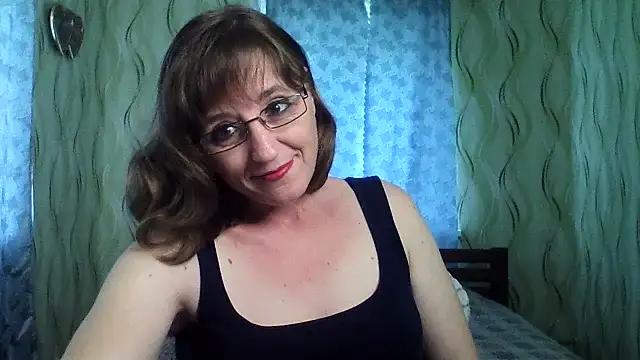 Snapshot of Alisaprice077 chatting on June 16, 2026, 9:01 am Alisaprice077 online show from June 16, 2026, 9:01 am