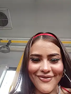 Snapshot of Cloe_pink1 chatting on May 31, 2026, 6:09 pm Cloe pink1 online show from May 31, 2026, 6:09 pm