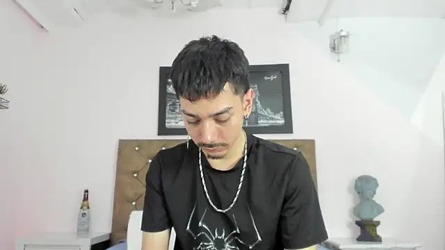 finn jackson online show from April 27, 2026, 8:18 pm