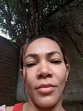 Snapshot of hiddendesire03 chatting on August 5, 2026, 3:26 pm hiddendesire03 online show from August 5, 2026, 3:26 pm