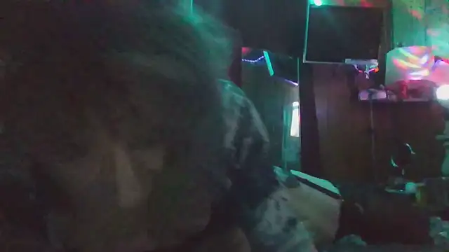 Snapshot of whitestallion529 chatting on April 10, 2026, 4:28 am whitestallion529 online show from April 10, 2026, 4:28 am