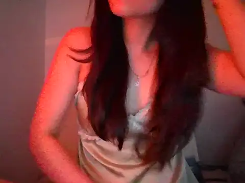 Snapshot of Lyn_baby chatting on July 18, 2026, 7:45 am Lyn baby online show from July 18, 2026, 7:45 am