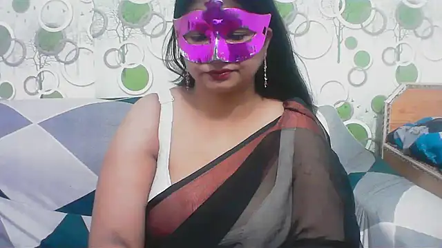 Snapshot of hard_to_do__ chatting on July 10, 2026, 5:37 pm hard to do online show from July 10, 2026, 5:37 pm