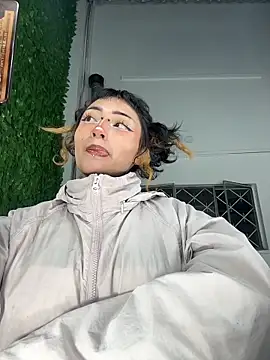 baby akuma online show from March 24, 2026, 2:05 am