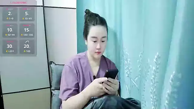 PINGGUO-33 online show from March 9, 2026, 6:06 am