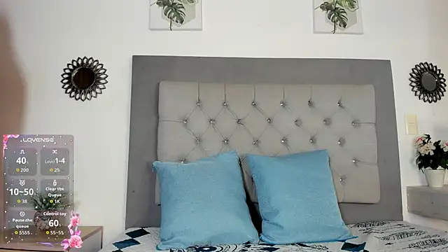 Arya Grey online show from April 4, 2026, 11:40 am