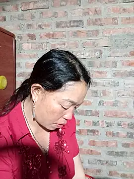 Yellow-pink online show from March 9, 2026, 2:54 pm