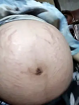 qczb1012 online show from April 10, 2026, 12:43 pm