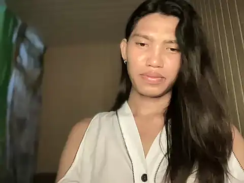 Yourgoddess jayve online show from April 18, 2026, 7:07 pm