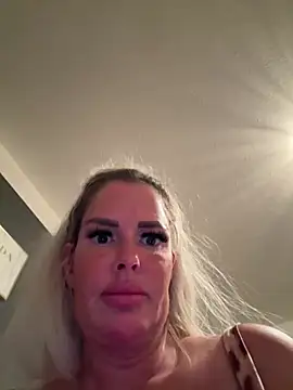 Snapshot of anna_kournikova chatting on June 8, 2026, 7:58 pm anna kournikova online show from June 8, 2026, 7:58 pm