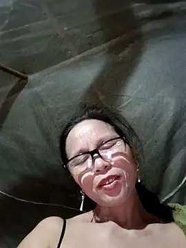 Tina6886 online show from April 23, 2026, 1:02 pm