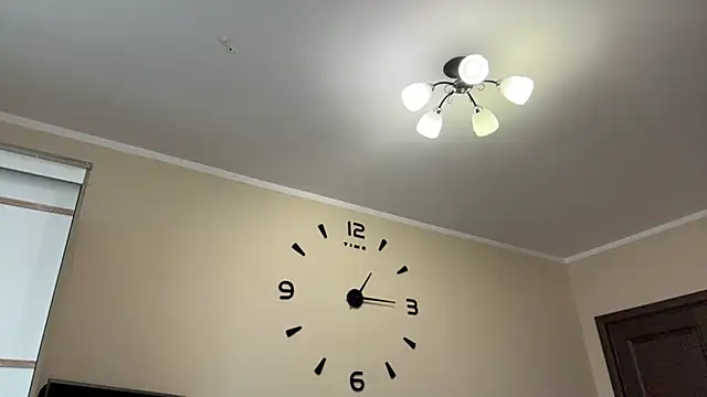 AdeleVelvet online show from April 7, 2026, 10:15 am