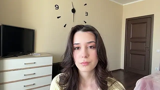 AdeleVelvet online show from April 10, 2026, 8:30 am