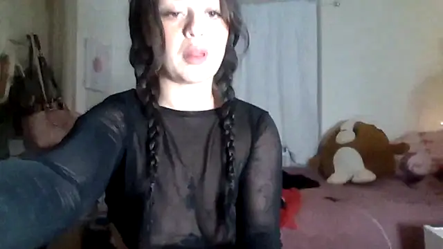 Snapshot of mariaxlovee chatting on May 19, 2026, 3:57 am mariaxlovee online show from May 19, 2026, 3:57 am