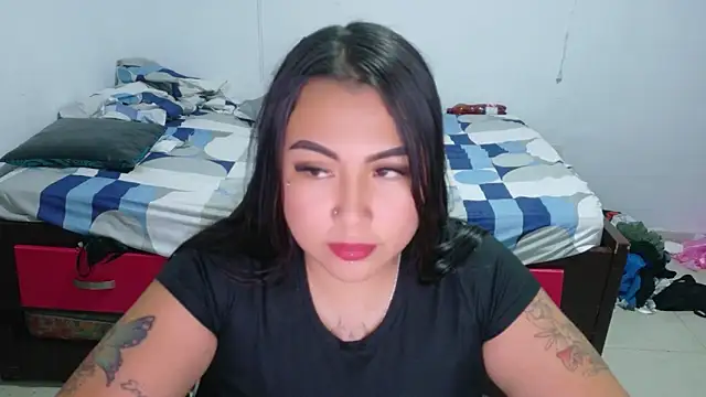 sexysofiaaa online show from March 23, 2026, 1:53 am