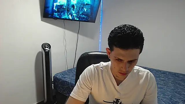 Snapshot of JUAN_CAMILOXXX chatting on March 9, 2026, 2:59 am JUAN CAMILOXXX online show from March 9, 2026, 2:59 am