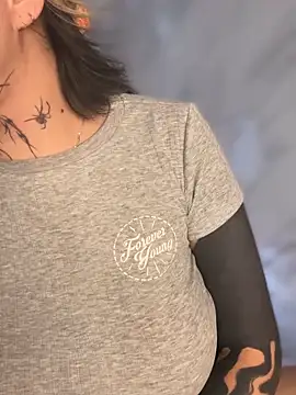 CarolQueen1  online show from March 21, 2026, 12:43 pm