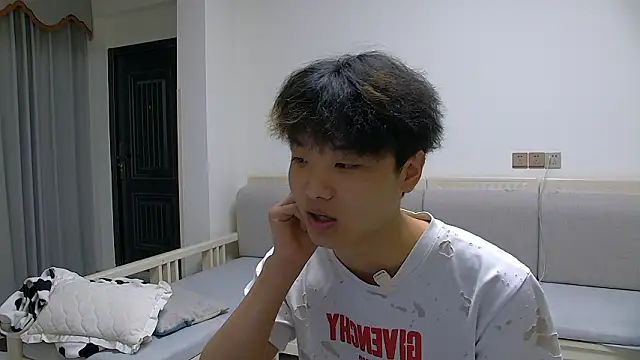 icecream-002 online show from March 10, 2026, 7:24 am