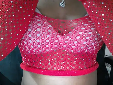Snapshot of Couplehot00 chatting on April 22, 2026, 12:07 pm Couplehot00 online show from April 22, 2026, 12:07 pm