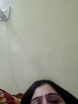 riyasingh9900 online show from March 17, 2026, 3:33 am