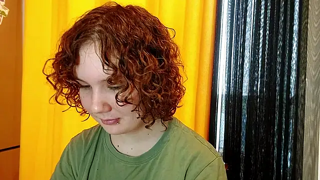 Snapshot of OlivaArashiro chatting on March 19, 2026, 10:36 pm OlivaArashiro online show from March 19, 2026, 10:36 pm