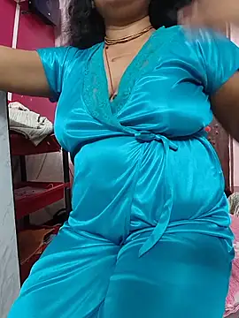 Snapshot of Mishti_Rai chatting on May 31, 2026, 6:42 am Mishti Rai online show from May 31, 2026, 6:42 am