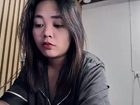  georgiax  online show from April 21, 2026, 4:41 am