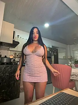 Snapshot of Serafina_del_Mar__ chatting on June 22, 2026, 10:18 pm Serafina del Mar online show from June 22, 2026, 10:18 pm