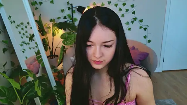 Kessi Sweet online show from August 3, 2026, 12:21 pm