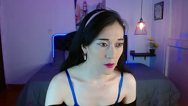 Mylu xx online show from May 19, 2026, 1:28 pm