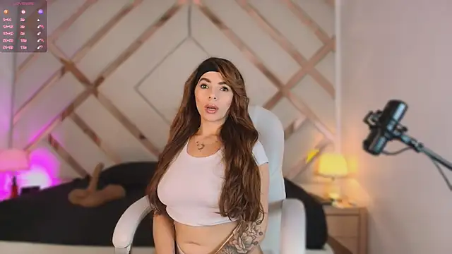 Noa butterfly  online show from May 27, 2026, 11:40 am