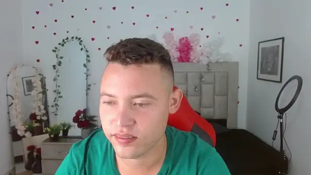 Snapshot of sven_fox723 chatting on May 4, 2026, 12:34 pm sven fox723 online show from May 4, 2026, 12:34 pm