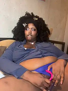 Snapshot of juicy_janet chatting on July 10, 2026, 5:01 am juicy janet online show from July 10, 2026, 5:01 am