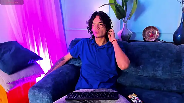 Skinny Mac online show from March 23, 2026, 2:21 pm