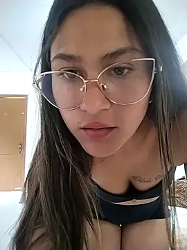 Snapshot of Belinha2026 chatting on March 11, 2026, 4:46 pm Belinha2026 online show from March 11, 2026, 4:46 pm