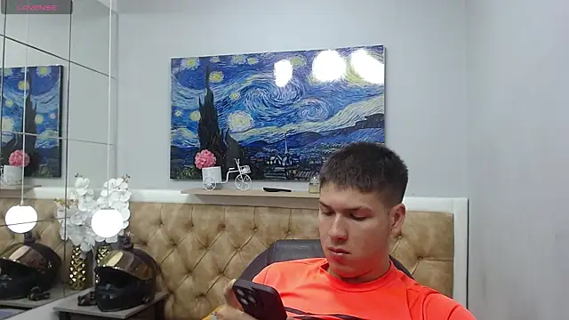 Snapshot of AlessandroFranco chatting on May 27, 2026, 1:30 pm AlessandroFranco online show from May 27, 2026, 1:30 pm
